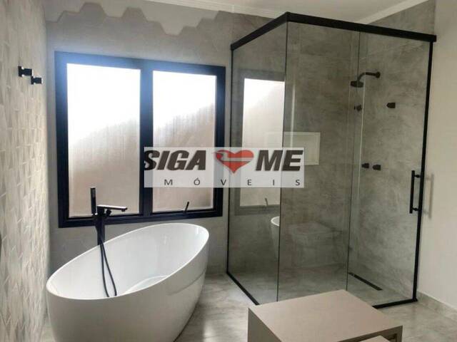 Casa para Venda em Santana de Parnaíba - 5