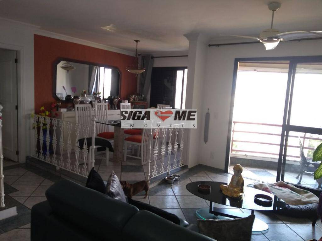Apartamento, 3 quartos, 206 m² - Foto 1