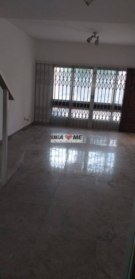 Casa, 4 quartos, 250 m² - Foto 1