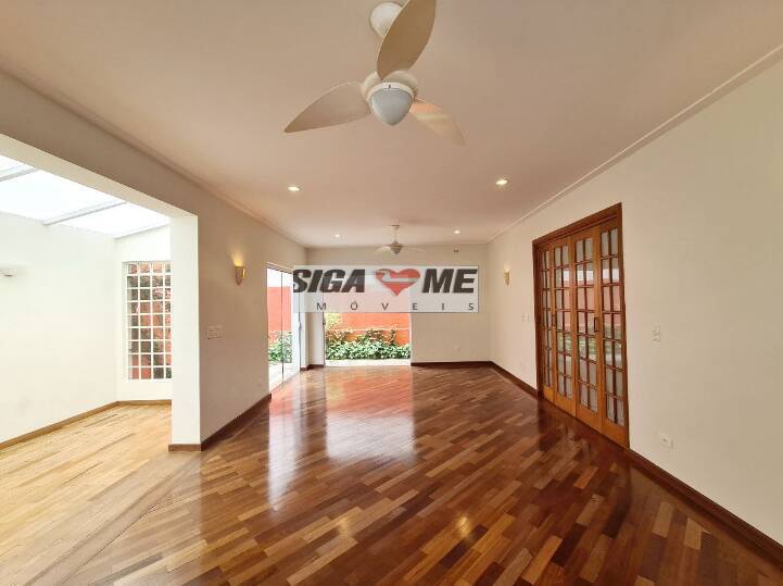 Casa, 3 quartos, 1802 m² - Foto 1