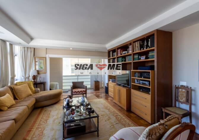 Apartamento, 3 quartos, 210 m² - Foto 1