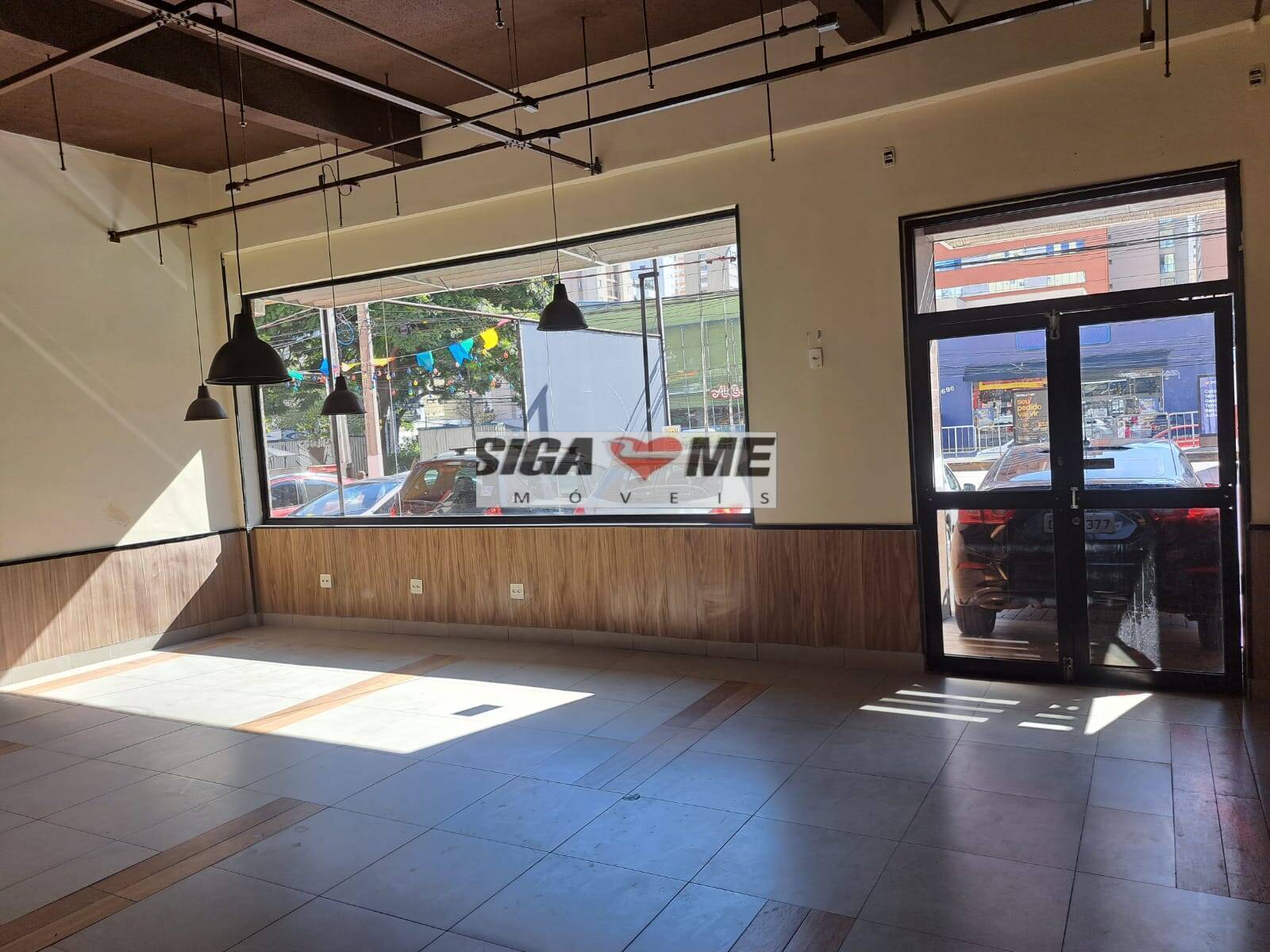 Sala-Conjunto, 400 m² - Foto 1