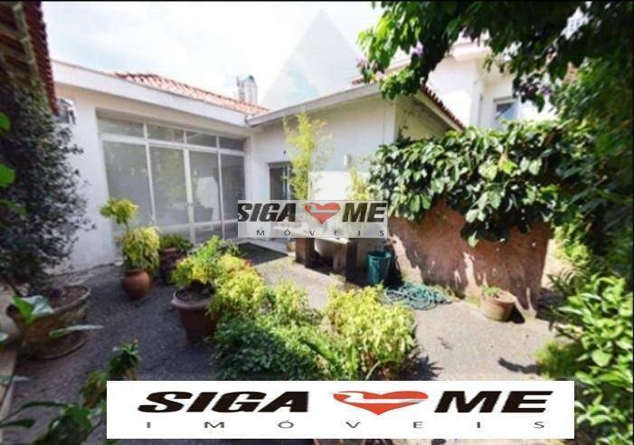Sobrado, 8 quartos, 400 m² - Foto 25