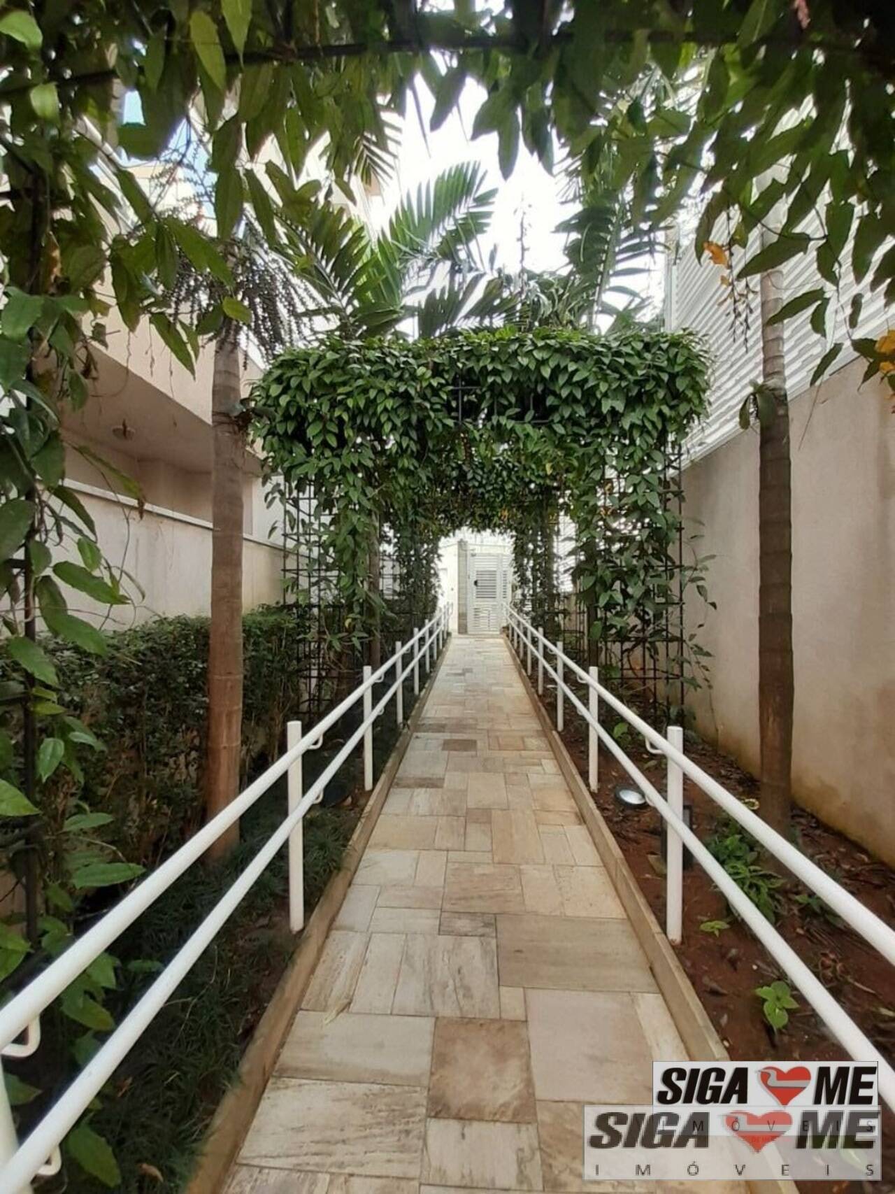 Apartamento à venda e aluguel com 1 quarto, 392m² - Foto 29