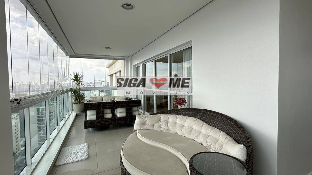 Apartamento, 3 quartos, 370 m² - Foto 2