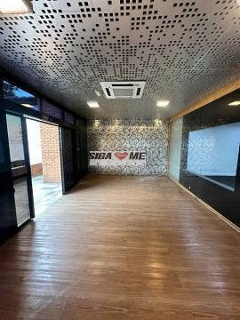Sala-Conjunto, 1000 m² - Foto 1