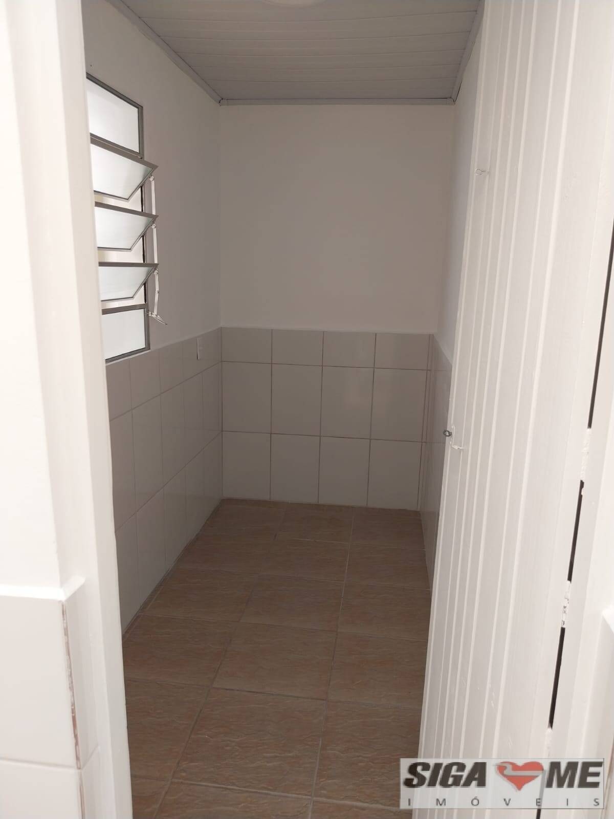 Casa para alugar com 2 quartos, 130m² - Foto 45