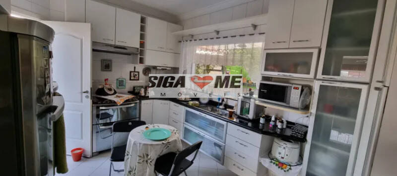 Casa, 3 quartos, 225 m² - Foto 5