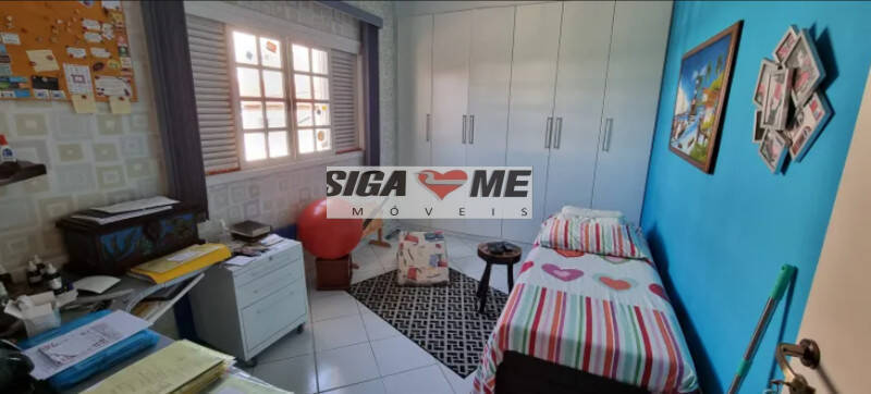 Casa, 3 quartos, 225 m² - Foto 14