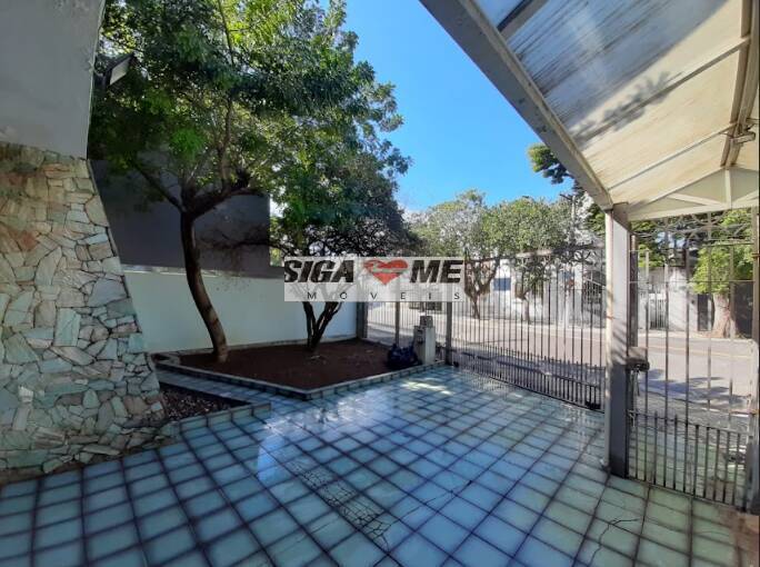 Sobrado, 8 quartos, 276 m² - Foto 4
