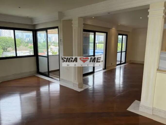 Apartamento, 3 quartos, 216 m² - Foto 1