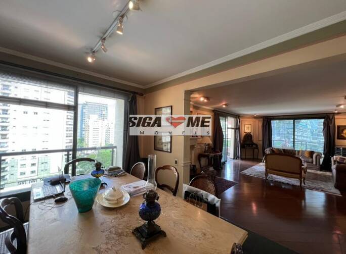 Apartamento, 4 quartos, 220 m² - Foto 1