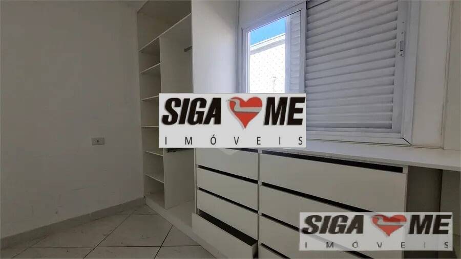 Casa para alugar com 4 quartos, 350m² - Foto 9