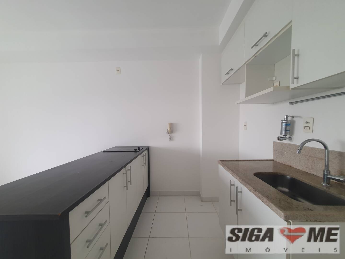 Apartamento para alugar com 1 quarto, 45m² - Foto 12