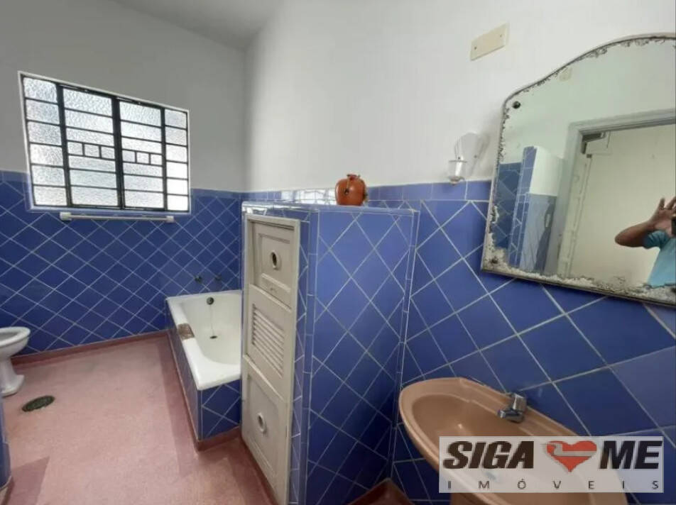 Casa à venda com 5 quartos, 251m² - Foto 10