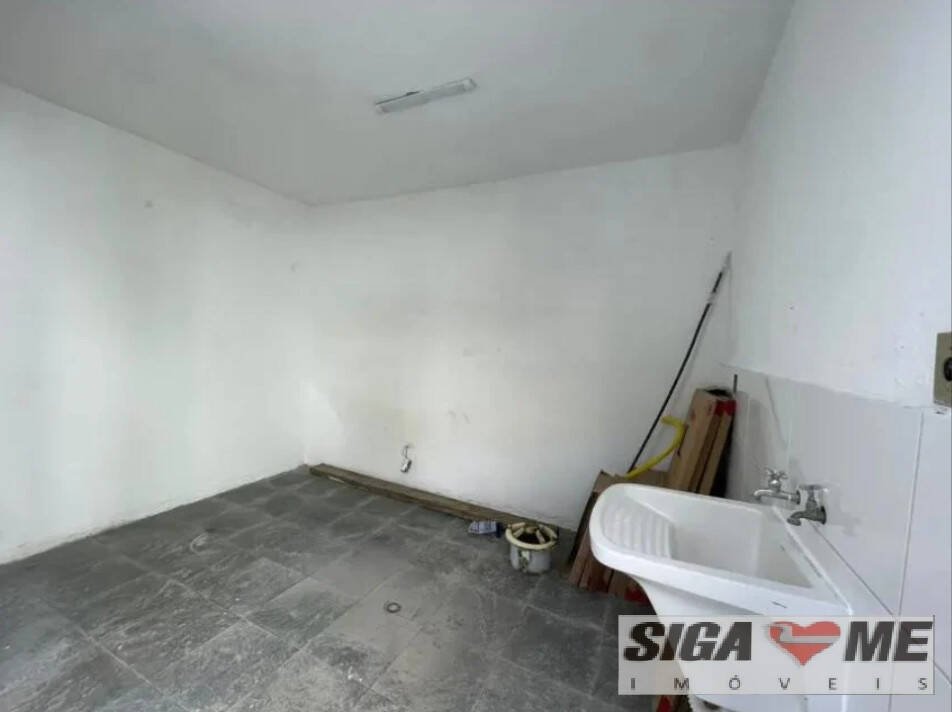 Casa à venda com 5 quartos, 251m² - Foto 8