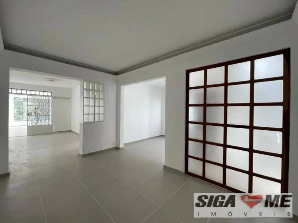 Casa à venda com 5 quartos, 251m² - Foto 13
