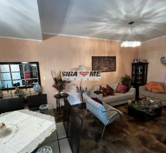 Casa, 3 quartos, 240 m² - Foto 27