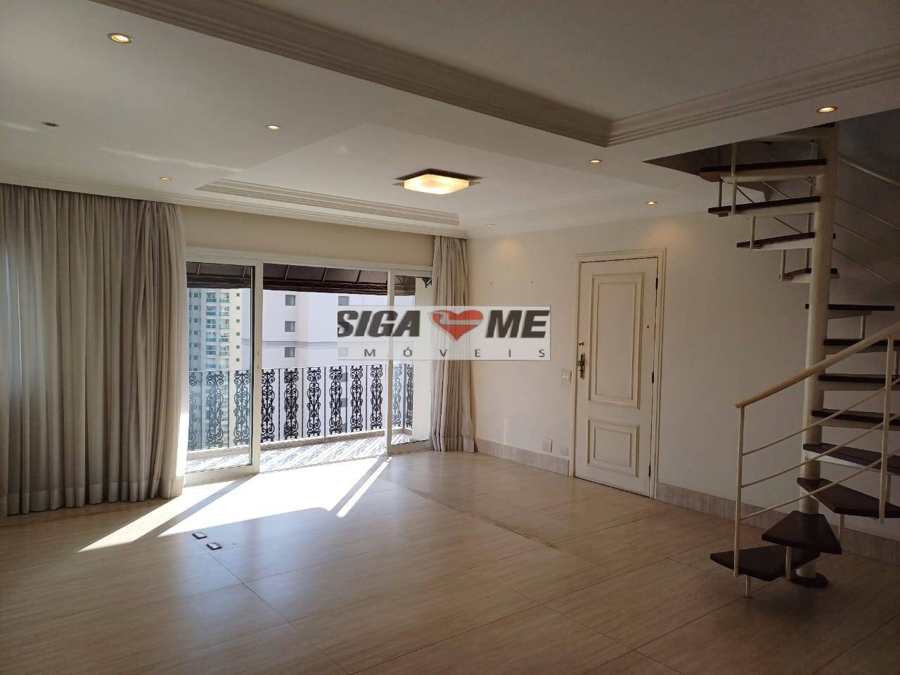Apartamento, 3 quartos, 230 m² - Foto 1